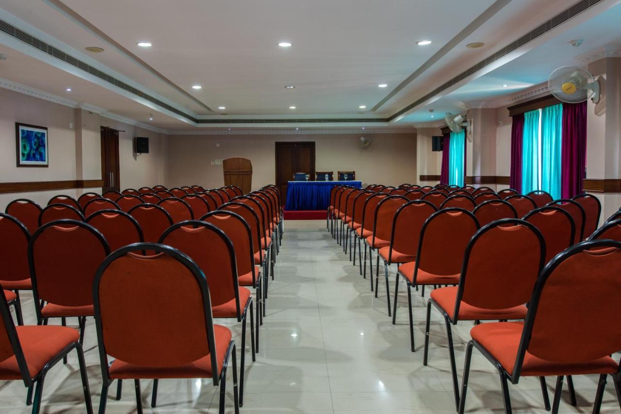 Kallada Hotels And Resorts Thrissur 외부 사진
